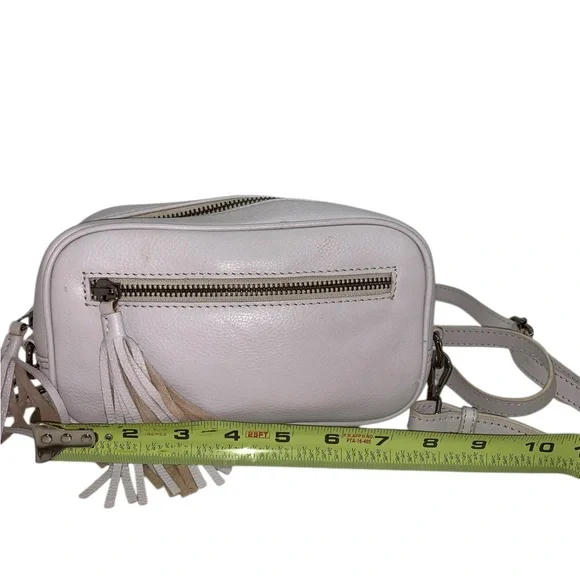 Hadaki Leather Crossbody Bag White Tassel Zip Adjustable Purse Strap Fanny Pack - Picture 3 of 15